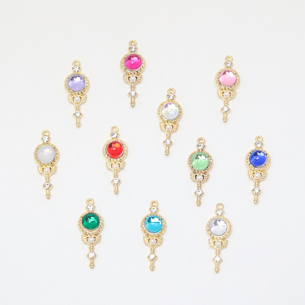 即日発送！ガラスチャーム 天使の羽 杖 ステッキ 魔法 ペンダントトップ アクリルチャーム 約11×31mm（..