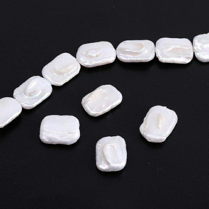 即日発送！淡水パールビーズ 不規則長方形型 15×20mm 天然素材（1ヶ）