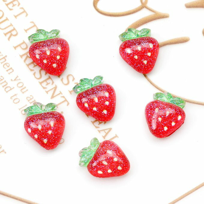 即日発送！いちご貼付けパーツ 立体苺型パーツ 苺モチーフデコパーツ 樹脂貼付けパーツ 樹脂カボション 樹脂デコパーツ イチゴ いちご ストロベリー 苺 9×11mm（20ヶ）