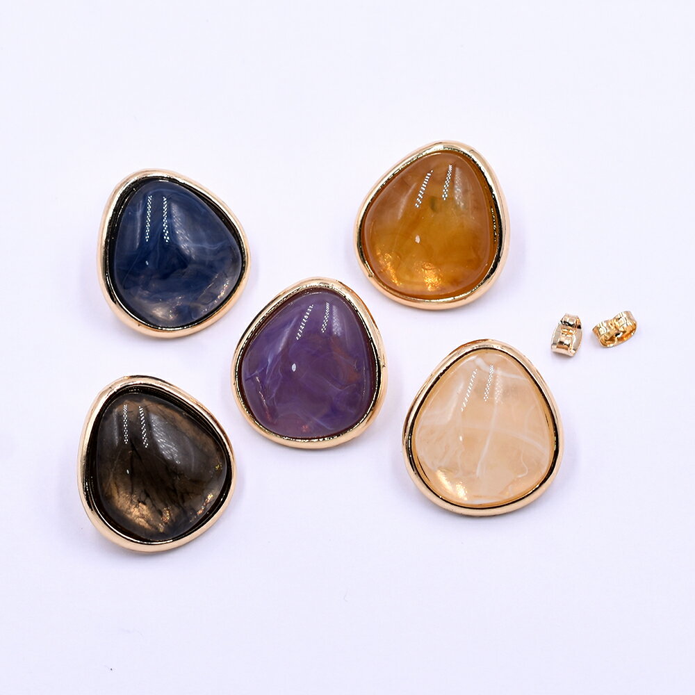 即日発送！樹脂貼りしずく型ピアス ピアス金具 キャッチ付き 24×26mm（4ヶ）