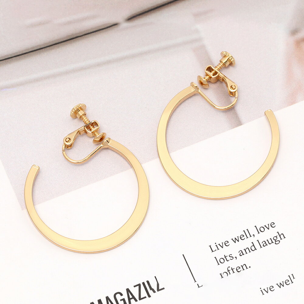 即日発送！ネジバネ式イヤリング Cフープ 2×32mm ゴールド（1ペア）