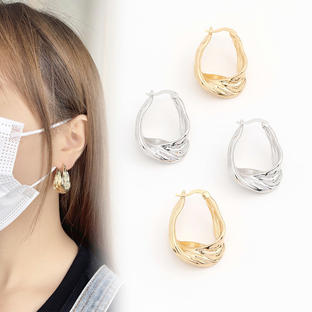 即日発送！高品質デザインピアス 不規則フープのピアス 20×30mm（1ペア）