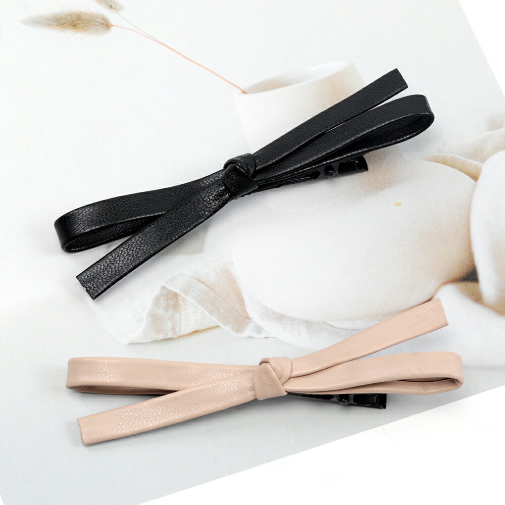 即日発送！ヘアピン PUレザー リボン シャープ シンプル 大人カワイイ バレッタ ヘアアクセサリー 髪留..