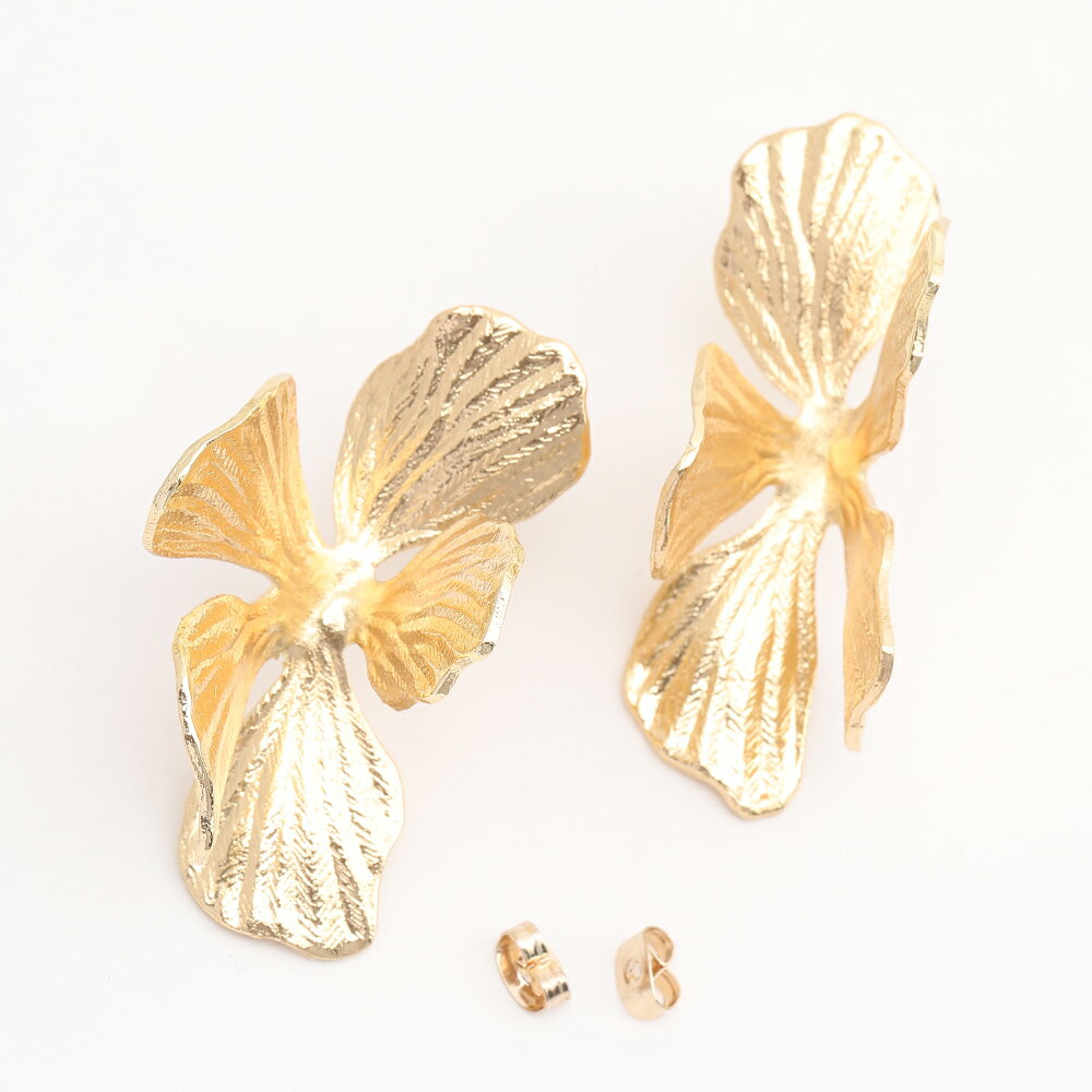 Rakuten - 可愛いデザインピアス フラワーピアス 約16×52mmジュエリー　レディース アクセサリー おしゃれ 大人気即日発送 ゴールド（2ヶ）