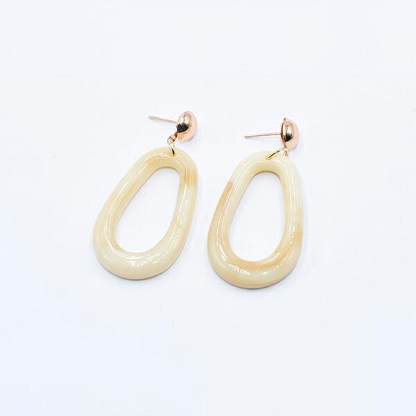 即日発送!アクリルピアス アクリル変形オーバルフレームチャーム【1ペア】