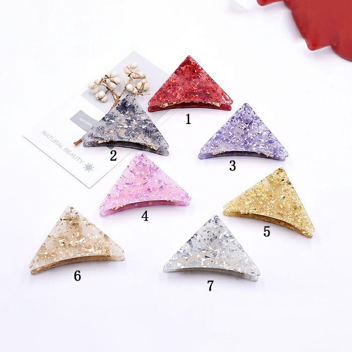 即日発送！バンスクリップ アクリル三角 ヘアアクセサリー スパンコール入り　※メール便不可
