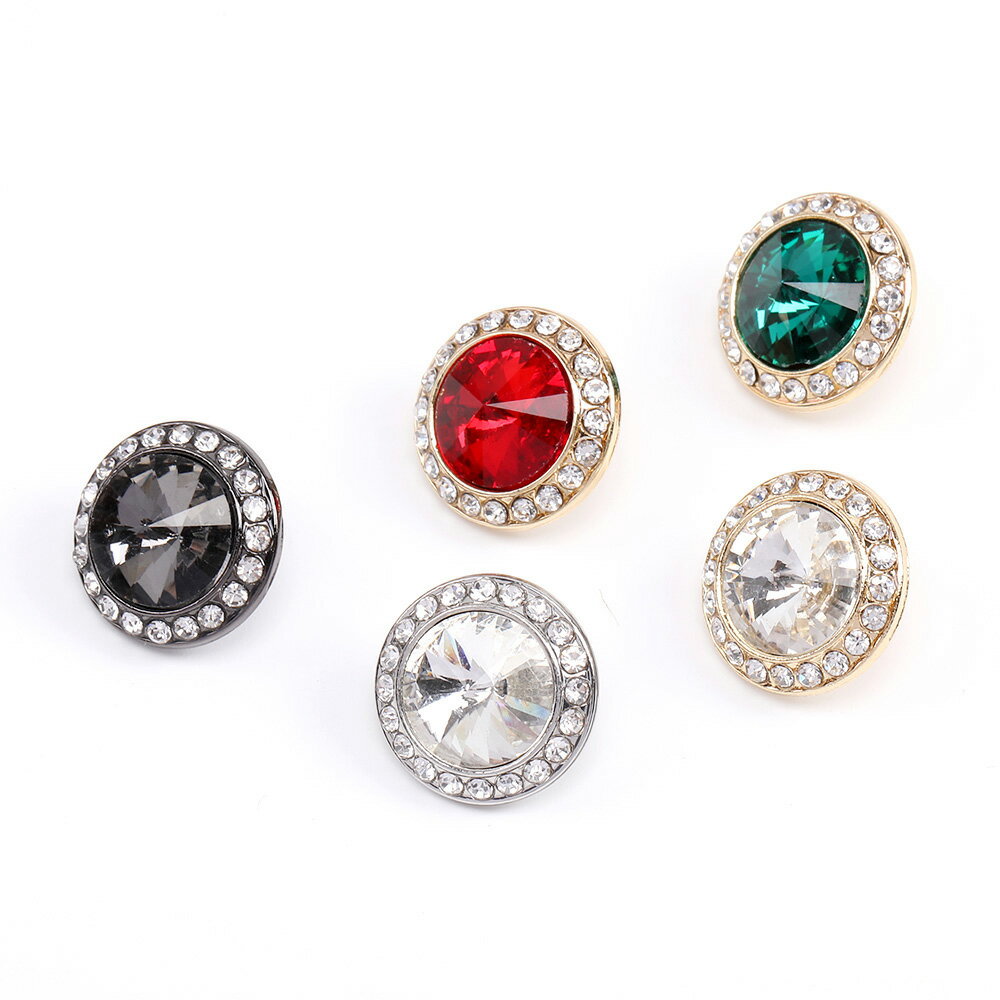 即日発送！ビジューボタン 丸型 15mm（2ヶ）