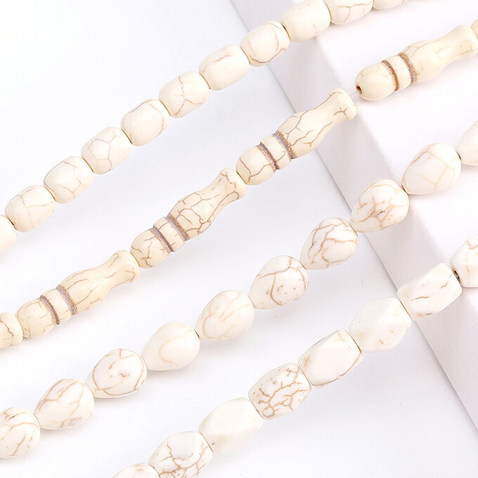 仕　様 サイズ【A】約10×13mm【B】約8×12mm【C】約8×11mm【D】約9×28mm材　質天然石重さ【A】約41g/袋【B】約43g/袋【C】約39g/袋【D】約35g/袋 入　数 【A】1連(約27ヶ)【B】1連(約30ヶ)【C】1連(約39ヶ)【D】1連(約13ヶ) 注意事項 商品の一部には、生産過程上において、歪み・メッキムラ・色ムラ・サビ・多少の柄ずれなどある場合があります。ご返品とご交換は出来かねますので、予めご了承の上ご購入ください。ご理解・ご協力をお願い申し上げます。