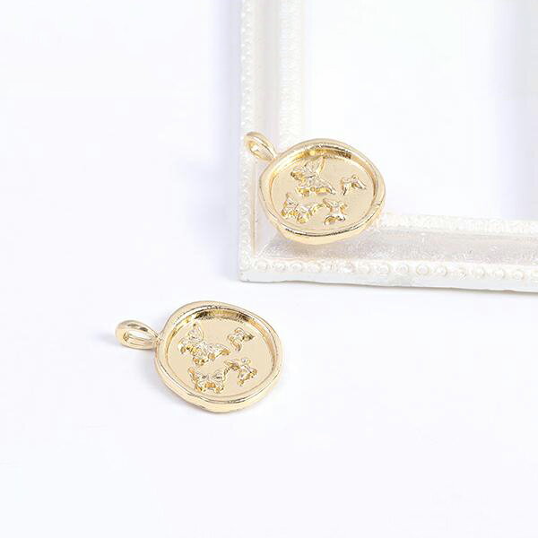 即日発送！ミール皿チャーム ラウンド 蝶 15×19mm ゴールド（8ヶ）