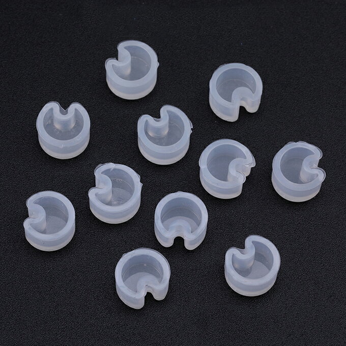 即日発送！シリコンモールド ソフト シリコン型 月型 5×6×8mm（4ヶ）