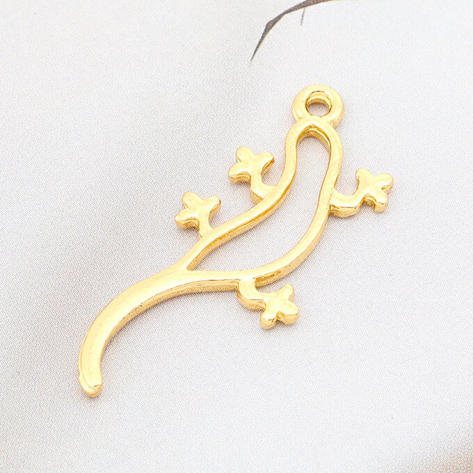 即日発送！レジンフレームチャーム バンビ ゴールド