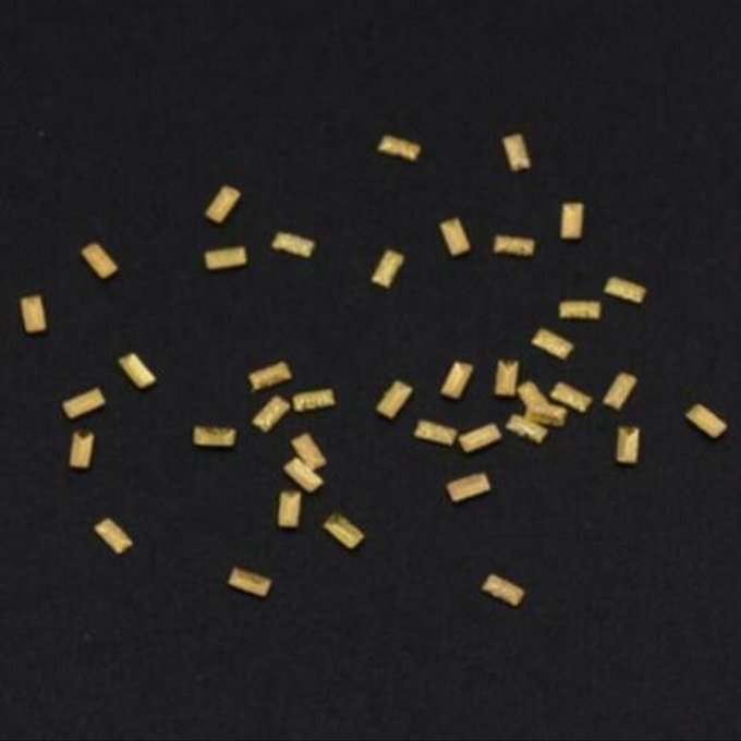 即日発送！ネイルパーツ メタルパーツ スクラブ 長方形 2×3mm ゴールド【約480～500ヶ】