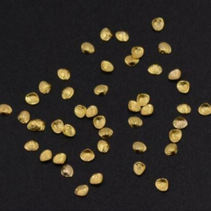 即日発送！ネイルパーツ メタルパーツ スクラブ 貝殻 2.5×3mm ゴールド【約480～500ヶ】