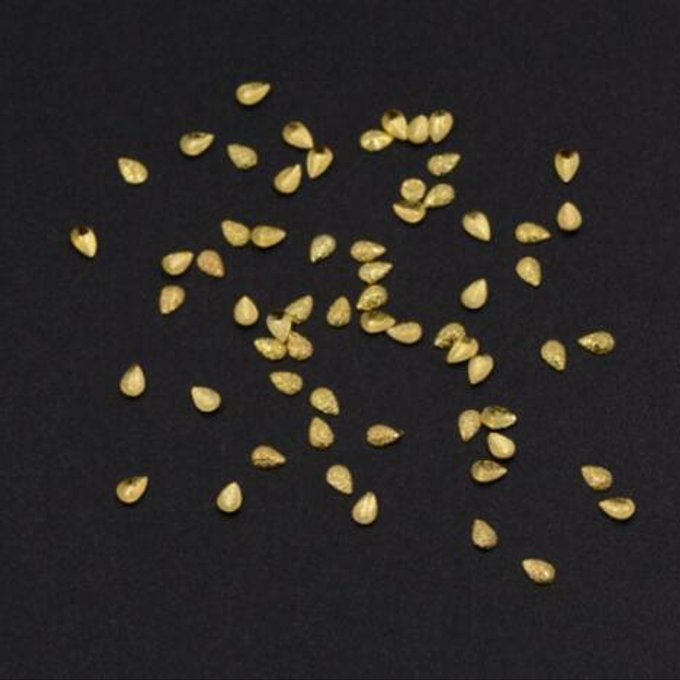 即日発送！ネイルパーツ メタルパーツ スクラブ 雫 2×3mm ゴールド【約480～500ヶ】