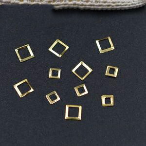 即日発送！ネイルパーツ ミニメタルパーツ 四角フレーム ゴールド【40ヶ】