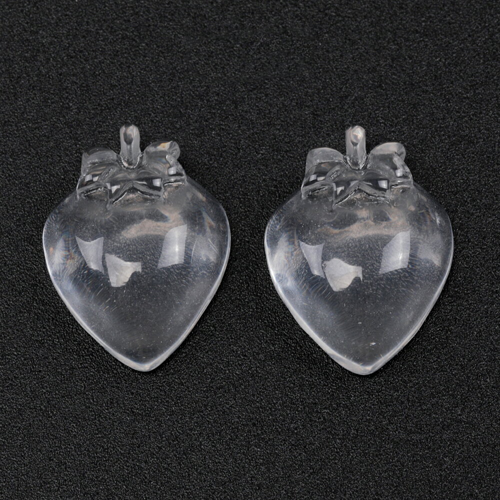 即日発送！いちご貼付けパーツ ヘタあり 苺 イチゴ 樹脂カボション 貼り付け 樹脂パーツ クリアカラー 約15×20mm（6ヶ）