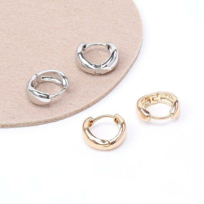 即日発送！高品質開閉式フープピアス デザインフープピアス 7×17mm（2ヶ）
