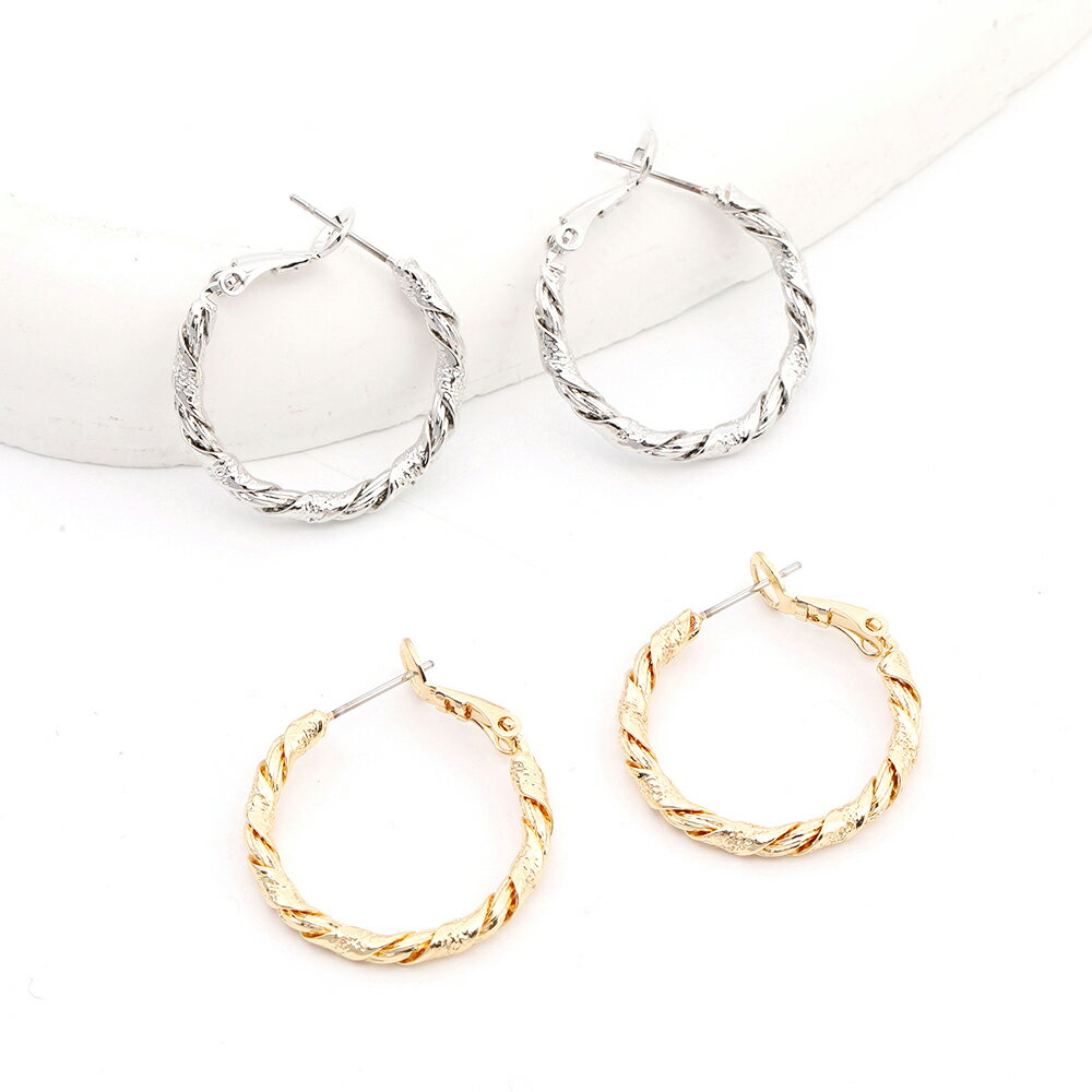 即日発送！デザインフープピアス 2.8×25mm（2ヶ）