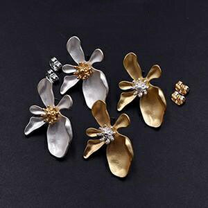 即日発送！ピアス金具 フラワー 24×33mm【4ヶ】