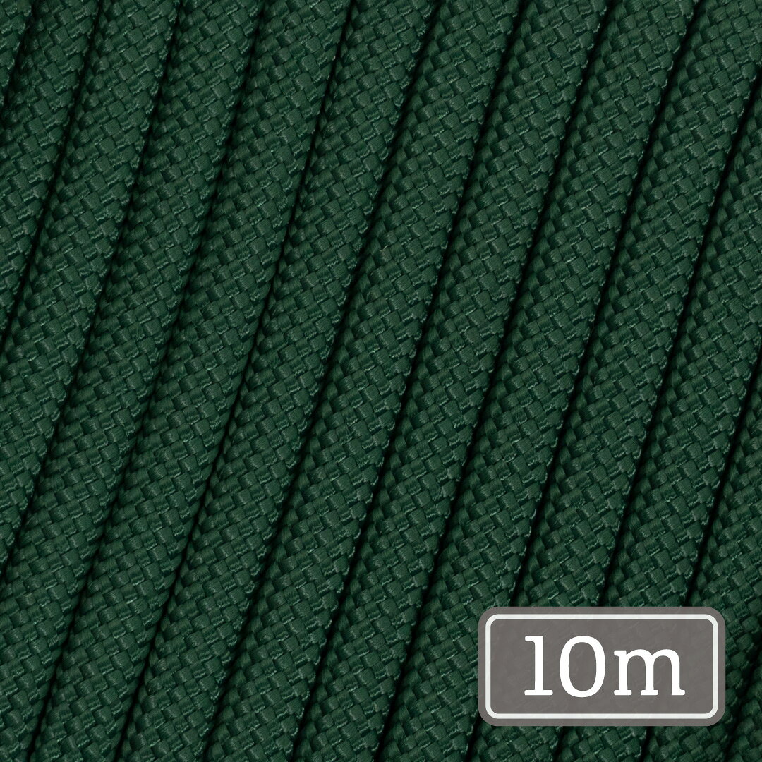商品について 【 外皮ポリエステル × 芯ナイロン 4mm パラコード(550) 】 外皮にポリエステル、芯にナイロンを採用したパラコードです。 日常使用や屋外での利用を想定した、耐候性と形状安定性を意識した素材構成になっています。 パラコードアクセサリー制作全般に使用できますが、特に形をしっかり保ちたい作品に適しています。 また耐候性に優れているため、キャンプ・アウトドアでの結束・固定などにも向いており、幅広い用途に使用できるパラコードです。 【 こんな作品に向いています 】 スマホショルダー / カメラストラップ 重みがかかり続ける用途でも、編み目が痩せにくい傾向があります。 キーホルダー / ジッパータブ コシがあるため、小さな作品でも形が崩れにくく仕上がります。 犬用リード / 首輪 耐摩耗性と強度を重視したい場面に向いています。 屋外で毎日使うアイテム全般 ポリエステル外皮はUVや水濡れに強く、長期使用での色褪せが比較的少ない素材です。 【 素材の特性について 】 外皮のポリエステルは耐候性・耐摩耗性に優れ、屋外での長期使用でも色褪せしにくい特性があります。芯のナイロンはしなやかさと引張強度を担っています。 コシが強めで、編み上げると編み目が立体的に整いやすい傾向があります。しかし一方で、コードを引き締める際にある程度の力が必要になります。作業時間が長くなる場合は、指への負担を減らすための指サックや手袋の使用がおすすめです。 【使うことができる用途】 ○ パラコードアクセサリー全般 ○ キーホルダー・ストラップ制作 ○ キャンプ・アウトドアでの結束 ○ 荷物固定や補修用途 【使ってはいけない用途】 × クライミング用途 × ラペリング（懸垂下降） × 高所作業の安全確保 × 人命に関わる用途 外皮素材 ポリエステル (耐UV・耐水) 芯素材 ナイロン(Polyamide) 芯本数 7本 破断強度 550lbs/約249kg (2.45kN) 直径 約4mm 耐UV性 あり 色落ち 色落ちしにくい設計(※しないことを保証するものではありません) 注意事項 ※柔らかく編みやすいコードをお求めの方にはやや扱いにくい場合があります。 ※クライミング、登山、高所作業など、人命に関わる安全確保用途には絶対に使用しないでください。 ※ミルスペック準拠ではありません。 ※ご覧いただいているモニターの種類、設定等により、ウェブサイト上の色と実際の商品の色には違いが出る場合があります。あらかじめご了承ください。