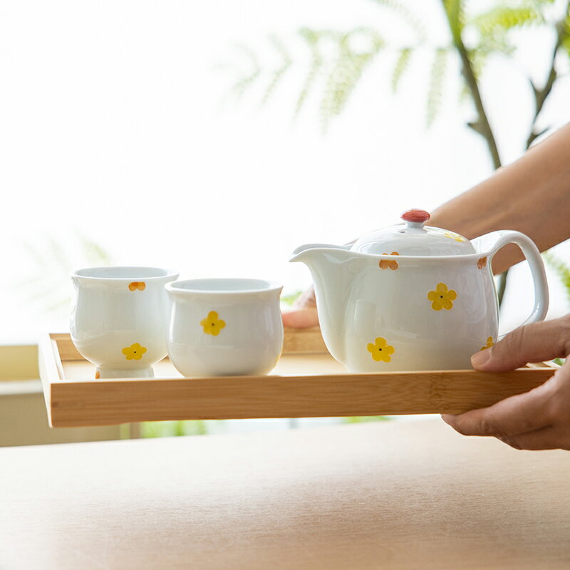 日本製　有田焼　波佐見焼　一珍黄花　茶器　ポット　湯呑　仙茶　可愛い