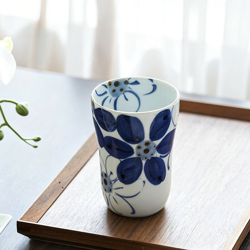 日本製 伊万里焼 有田焼 徳七製陶 大輪花焼酎コップ