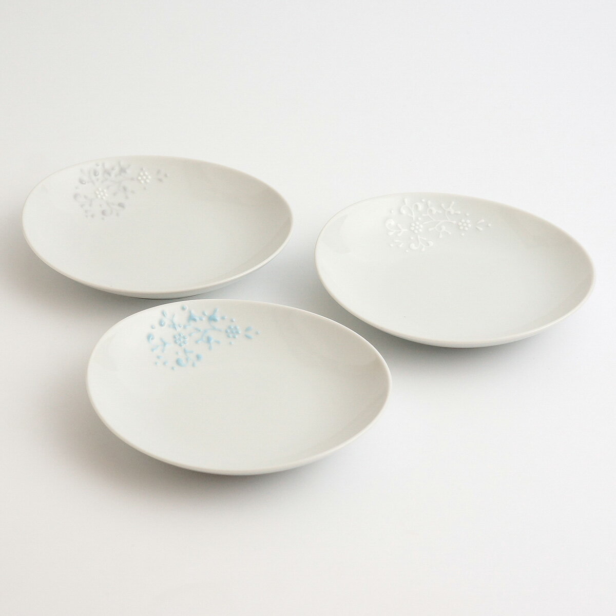 【30％OFF】【 スワトウ 楕円中皿 】 波佐見焼 和食器 おしゃれ 一龍陶苑 手描き だ円 皿 白い皿 ハンドメイド いちりゅう 結婚式の引出物やギフト！食器 内祝い はさみやき 北欧 ギフト 有田焼