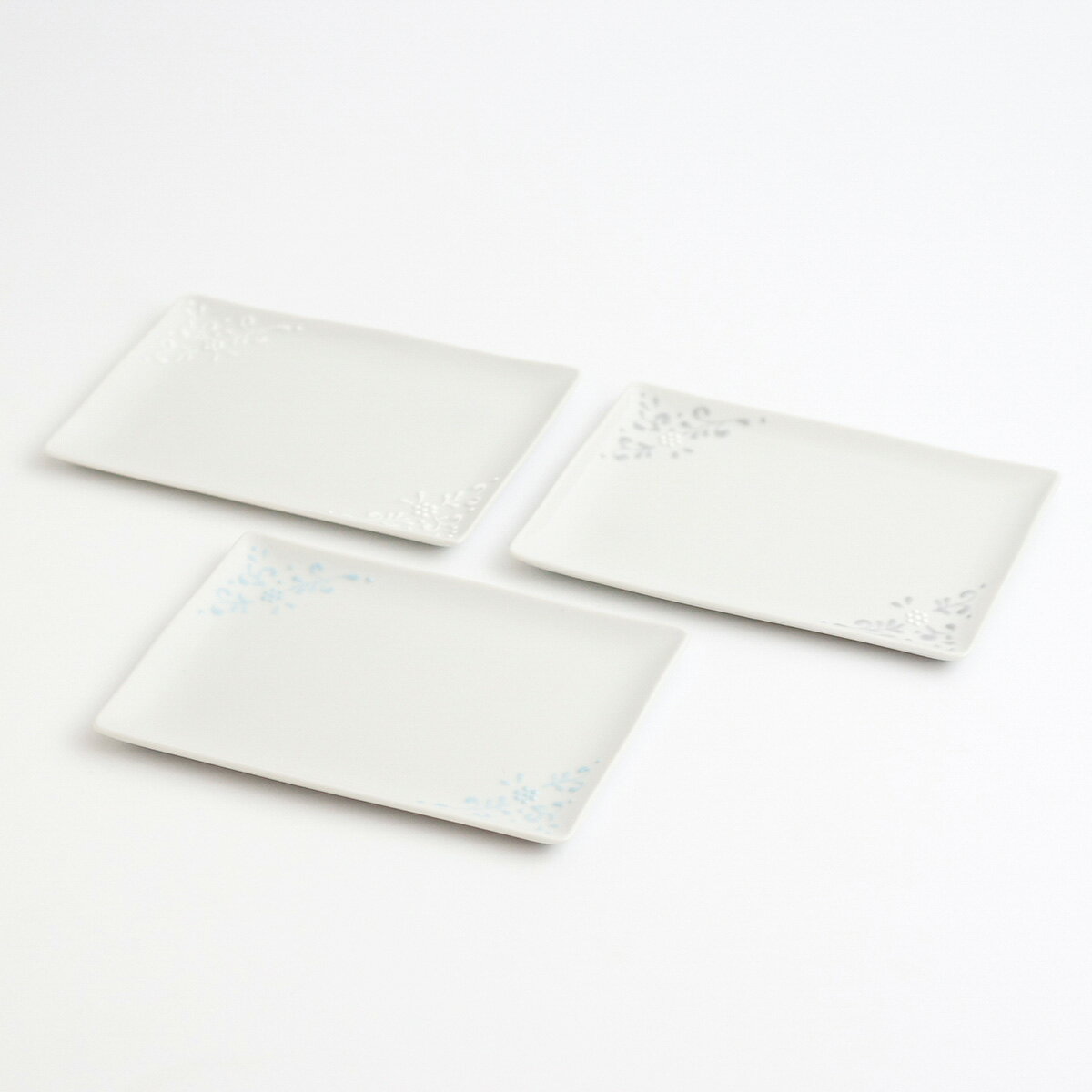 【30％OFF】【 スワトウ 薄銘皿 小 】 波佐見焼 和食器 おしゃれ 一龍陶苑 手描き 皿 プレート 白い皿 ハンドメイド いちりゅう 結婚式の引出物やギフト！食器 内祝い はさみやき 北欧 ギフト 有田焼