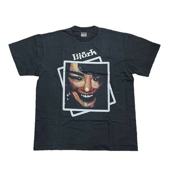 Rakuten - Bjork ビョーク Tシャツ 2003 WORLD TOUR バンドT ロックT 半袖 メンズ XL ブラック 黒 両面プリント ツアー デザイン ストリート 古着風 2000s 人気 おしゃれ ユニセックス 春夏 送料無料 音楽 ファン必見 コレクター ギフトにもおすすめ