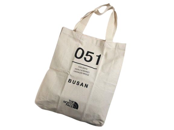 ザ・ノース・フェイス 帆布・キャンバスバッグ メンズ THE NORTH FACE ノースフェイス TOTE BAG(DAILING CODE) BUSAN コットンキャンバス プリント トートバッグ NEI2PG50 ナチュラル ONE▲007▼40105k05