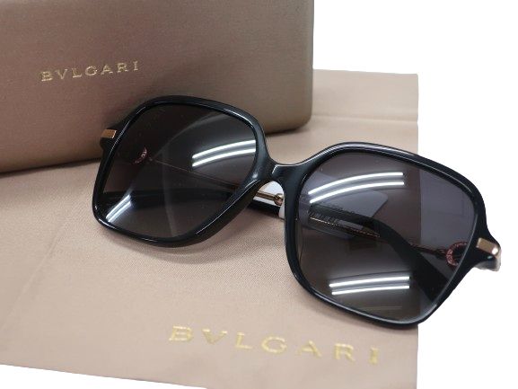 ブルガリ サングラス（レディース） BVLGARI ブルガリ イタリア製 B.ZERO1 ビーゼロワン スクエアシェイプ POLARIZED シルバーパーツ切替 サングラス アイウェア 眼鏡 8248F 定価8.8万 ブラック 55□17 140▲120▼40321k01