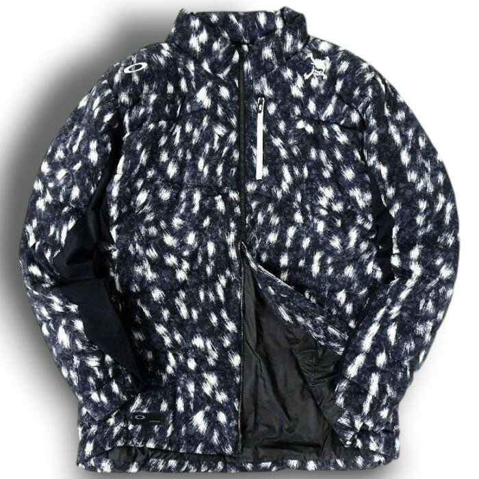 【中古】【新古品・未使用品】OAKLEY オークリー スカル 700フィルパワー ストレッチ切替 スタンドカラー ダウンジャケット ブルゾン ゴルフウェア FOA404242 定2.8万 ブラックプリント M-01 L-02 XL-03▲079▼40221m02