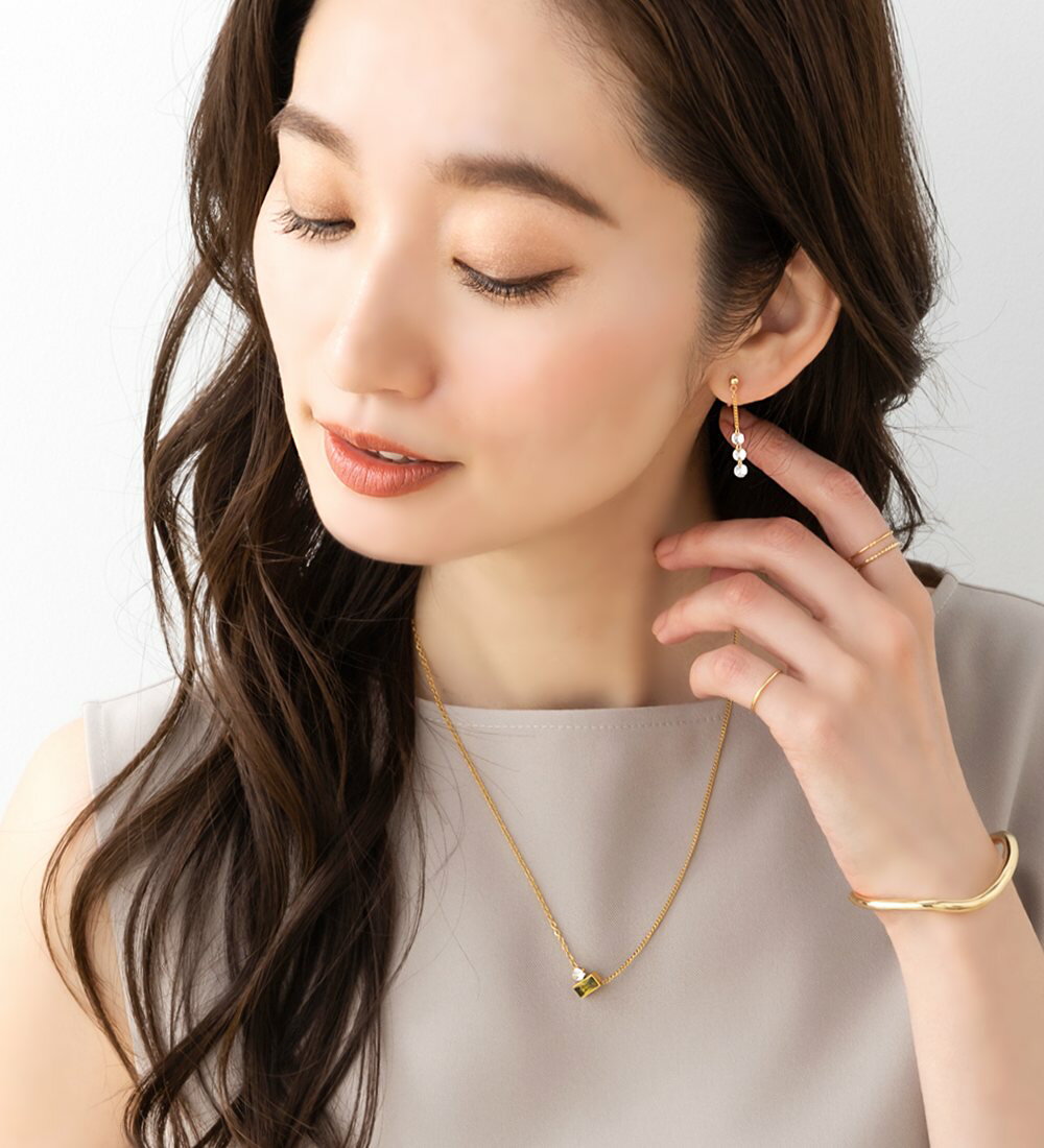 【全品!×P最大43倍!】ピアス 金属アレルギー ニッケルフリー イヤリング ちょい揺れ ノンホールピアス 樹脂イヤリング シリコン ビジュー 揺れる 上品 大人 カジュアル オフィス 女性 結婚式 お呼ばれ アクセサリー ギフト 【全品!×P最大43倍!】ピアス 金属アレルギー ニッケルフリー イヤリング ちょい揺れ ノンホールピアス 樹脂イヤリング シリコン ビジュー 揺れる 上品 大人 カジュアル オフィス 女性 結婚式 お呼ばれ アクセサリー ギフト
