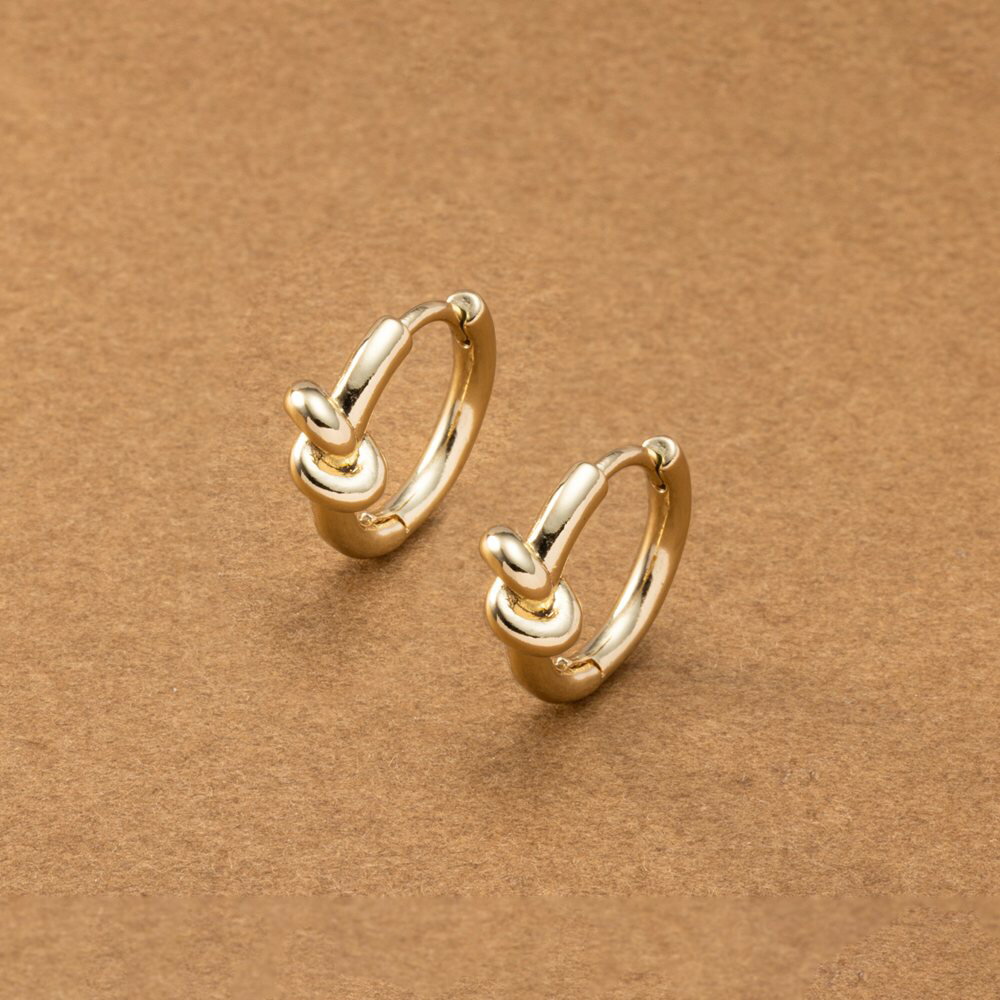 【ゆうパケット送料無料】 ステンレス製 ピアス フープピアス 金属アレルギー つけっぱなし サージカルステンレス レディース ノット 結び目 キャッチレス 小さ...