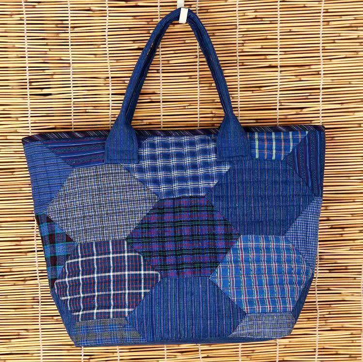 手織り古布×植物染め 大容量トートバッグ 異形パッチワーク｜職人手仕事｜一点もの｜オリジナルデザイン ハンドメイド / 一点物 / オリ