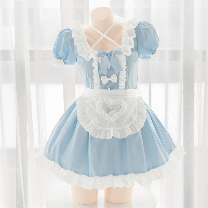 ～商品説明～ 甘かわいいメイドワンピースセット♪ 爽やかで涼しげな水色は夏にピッタリです◎ 超ミニスカート丈に胸元で交差したストラップがセクシーさを演出♪ エプロンにはハート型のフリルもついて可愛さ抜群！ 注：この商品はワンピース+エプロンです。他の商品は含まれません。 ◆商品名：メイド服 コスプレ エプロン 豪華セット ゴスロリ クラシック ミニ かわいい 萌え メイド 喫茶店 ワンピース 白黒 セクシー 半袖 ◆カラー：水色 ◆サイズ：M，L サイズ バスト ウエスト 袖回り 着丈 M 88 66-78 21-40 67 L 92 70-82 21-40 70 単位：cm，誤差1-3cm ◆素材：ポリエステル ◆商品番号：A070077 関連キーワード ロリータ ゴスロリ ゴシック ロリィタ フェミニン 華ロリ 甘ロリ ゴシックロリータ 可愛い 小悪魔 ゆめかわいい ワンピース ブラウス トップス スカート ボトムス ドレス 帽子 ヘッドドレス カチューシャ タイツ ニーハイ ニーソックス バッグ ロング 半袖 七分丈 長袖 オフショルダー レース フリル コスプレ コスチューム 学園祭 舞台 イベント ハロウィン ハロウィーン パフスリーブ レディース 女の子 麦わら 姫袖 姫カット セーラ ロリータファッション ロリータ服メイド服 エプロン コスプレ ミニ丈 セクシー 夏 水色 かわいい 喫茶店 甘ロリ メイド ワンピース クラシカル ミニ セーラー 爽やか ロリータ ゴスロリ ドレス 服 キュート 半袖 ルームウェア フリル ハート リボン コスチューム ハロウィン 衣装 仮装 可愛い ハート型のフリル