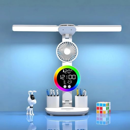 多機能で長時間使用可能なデスクライト 【目に優しい両頭 LED デスクライト】高品質でちらつかない LED光源を採用し、柔らかく均一な光を広げるため、長時間の勉強や仕事でも目が疲れにくい設計です。ダブルヘッド(両頭デスクライト) 設計で広範囲を照らせ、演色性に優れ鮮やかな色彩を再現するため読書や作業に最適。子供から大人まで安心して使える目に優しいデスクライト・卓上ライト・電気スタンド・スタンドライト・デスクスタンド・テーブルライト・読書灯として、学習机・オフィス・寝室・寮など様々な場所で幅広く活躍します。 【ファン搭載&amp;多機能デザイン】作業中の暑さを解消するファン付きデスクライト(デスクファンライト)を搭載、風量調整も可能で快適な作業環境を実現。時間表示付きライトで時間管理もスムーズ、RGB ライトのカラフルなデザインがインテリアにも馴染むデスクライト おしゃれな魅力を引き立てます。2 つのペン立て付きライトスペースでペンや小物をすっきり収納でき、デスクをスマートに整理できます。