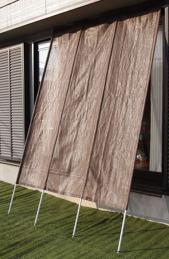 リビングアウト(LivingOut)日よけ日除け目隠しブラウン奥行290x高さ300x幅3cm重量:5.4kg簡単設置角度調整支柱伸縮洋風たてすアジャスター付UVカット