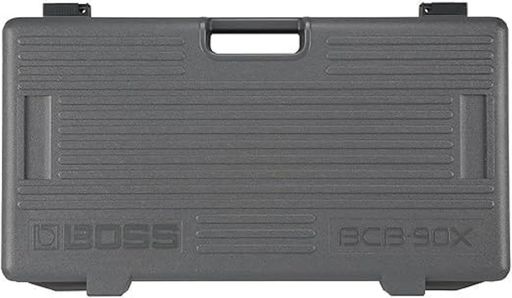 定評のあるBCBシリーズを現代のニーズに合わせアップデート GT-1000COREや200/500シリーズ、スイッチング・システム等、様々なペダルを多数レイアウト可能な余裕のあるボード・サイズ 自由にカスタマイズ可能なホールディング・パッド 配線を隠し、ペダルボードを美しく仕上げるためのケーブル・ガイド構造 堅牢で高い耐久性、持ち運びに優れた軽量設計 入力および、モノ/ステレオ出力、パワーサプライ機能を搭載したジャンクション・ボックス パワーサプライ用10パラレルDCケーブルとPSB-1Uアダプターを付属