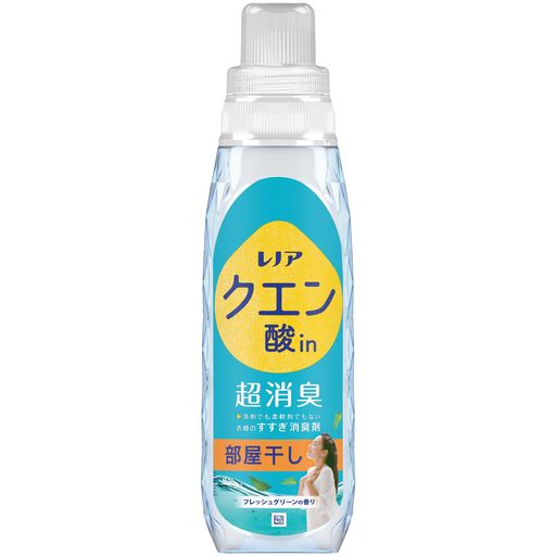 消臭 香りでごまかさず、蓄積ニオイをはがし取る*! *100日間、洗浄・使用しても蓄積するニオイ 洗剤でも漂白剤でも柔軟剤でもない、衣類のすすぎ消臭剤 何度も使っているタオル、スポーツウェア、肌着のニオイに気になるけれど、洗濯してもニオイが取れない。洗うだけで、生乾き・汗のニオイ癖一発リセット!臭いタオルも新品ニオイへ! 漂白剤なしでも一発消臭* *P&amp;G調べ・ニオイの度合いで、落ち方の程度は異なります。 柔軟剤を使ったタオルの吸水力がよみがえる!* *P&amp;G調べ。自社柔軟剤比。 肌に優しい。赤ちゃんと子供の衣類やタオルにも安心で使える。自然由来クエン酸配合。蛍光剤・漂白剤・着色剤無添加。気温変化により、まれに液が白濁・淡黄化・成分結晶化するが、品質に影響しない。 赤ちゃんの衣類もOK。家族全員対応 - 赤ちゃん用と大人用の両方に使える。植物由来の厳選成分配合*。*柔軟成分を指す。肌にやさしい。着色料無添加