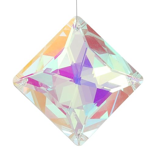 素材:人工水晶;カラー:クリアAB;サイズ:50x50x20mm/1.97x1.97x0.79インチ(縦x横x高さ);スレッド穴サイズ:2mm;梱包リスト:1個 x サンキャッチャーオーナメント 利点:耐久性のある素材:水晶素材で作られたサンキャッチャーは色あせしにくく、耐久性があり、長期間使用するのに十分実用的です。装飾効果:予め穴が開いているデザインで、ロープが付属しているため、簡単に吊るすことができ、屋内や屋外に吊るして、お部屋に雰囲気を加えることができます。 使用方法:サンキャッチャーを受け取った後、柔らかい布で水晶を拭いたり、洗剤で洗って乾かして表面をきれいにすると、光をよりよく反射させることができます。 用途:この水晶ライトキャッチャーは、光を分解してスペクトルカラーにするプリズムレンズです。日光の変化や光と影の動きによって異なる色を生み出し、窓、庭、バルコニー、裏庭、木、植物、シャンデリアなどの装飾として使用できます。結婚式、花嫁シャワー、誕生日、クリスマス、記念日などに広く使用されます。 注意:注文前にサイズにご注意ください。
