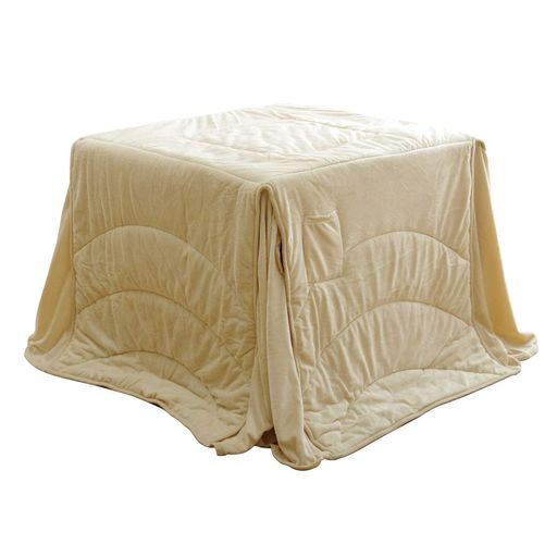 【サイズ】約225x250cm80x105cmのハイタイプのこたつ台に適応 【組成】表地=ポリエステル100%裏地=ポリエステル100%中材=ポリエステル100% 【洗濯表示】液温は40°Cを限度とし、手洗いができる コンパクトな省スペース...
