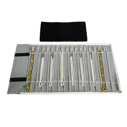 Garments Storage Implements - SCIKHEFTポータブルジュエリーロール絡まない安全ネックレストラベルストレージバッグディスプレイホルダーチェーン16個(ブラックベルベット)(BLACKGRAY)