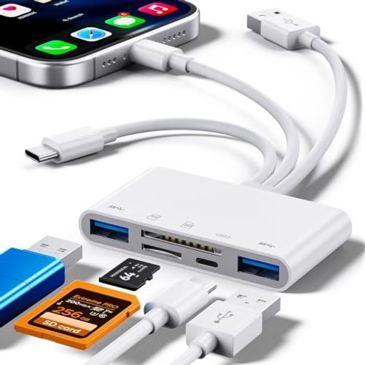 【iPhone SDカードリーダー 5in3】このLightning SDカードリーダーは、4種類の機能別ポート(SDカードポート、microSDカードポート、lightningポート、USB 3.0ポート)を装備。カメラからの写真転送、機種変更時のデータ移行、ファイル保存、音楽鑑賞、動画視聴、その他周辺機器とのUSB接続など、日常生活で幅広くお使いいただけます。 【OTG機能、双方向データ転送対応】このLightningカードリーダーはOTG機能をサポートし、SDカード/microSDカードとスマートフォン/タブレット/PC間の双方向データ転送が可能です。最大転送速度は720MB/秒(理論値)で、約60枚の写真を約10秒で転送できます。 ※注記:SDカードとmicroSDカードは同時に使用できません。 【急速充電】当製品のLightningポートは急速充電に対応。データ転送中でも充電が可能なため、充電不足による中断リスクを解消します。【ご注意ください:Lightningケーブルによる充電は、iPhone 14およびそれ以前のモデルのみ対応しています。