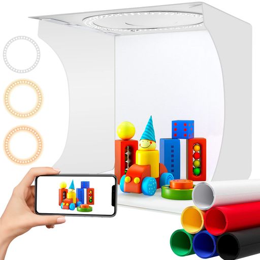 【暖/白/冷色光】6500K冷白色光源と3200K暖色光源を備えたこのフォトスタジオライトテントキットを使用すると、フラッシュなしで素晴らしい写真を得ることができます。ォトスタジオライトボックスは、1つのLEDライトストリップとちょうど。 【高輝度】88の高品質SMDLEDランプビーズを備えたパーソナライズされた統合リングライトデザイン、写真撮影に十分な明るさを提供します。 【10段階の明るさ調節可能】輝度調光器を使用すると、照明効果をよりよく制御でき、輝度制御範囲は10%〜100%です。 【マルチアングル撮影】水平フロント撮影ウィンドウと垂直撮影ウィンドウを備えた写真スタジオテントは、さまざまな撮影ニーズに対応できます。 【6色背景】黒、白、緑、赤、オレンジ、青、6色の背景が含まれており、ほとんどの製品写真のニーズを満たし、適切に使用することで被写体の魅力を最大化することもできます。 【どこへでも持ち運べる】この撮影ブースは折りたたんで付属のトートバッグに入れることができ、USBポートがあるので、自宅でも旅行先でも簡単に電源に接続することができます。