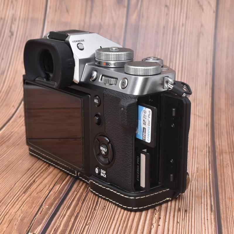 Rieibi FUJIFILM XT5ケース、 FUJIFILM X-T5カメラケース FUJIFILM X-T5 カバー XT5 ボディケース PUレザー 電池交換でき 三脚設置でき
