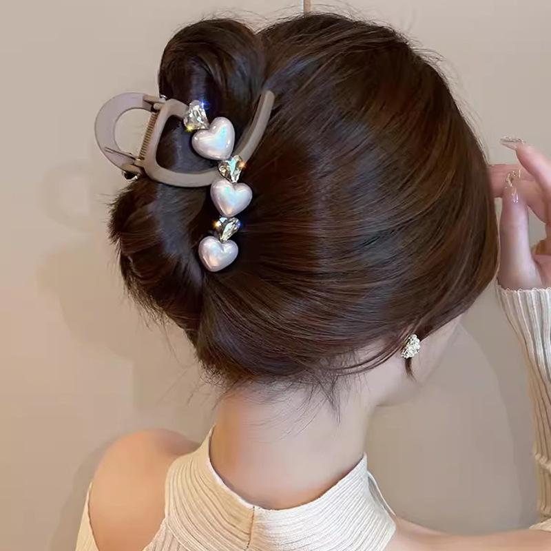 乐天商城 - ヘアクリップ 女性用 パール付き ラインストーン 後頭部用 バナナクリップ 高級感 かわいい 髪飾り アップスタイル 日常使い ヘアアクセサリー