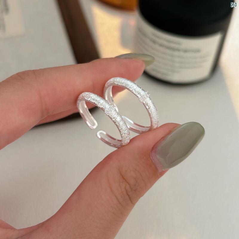 Rakuten - 指輪 女性用 シルバー オープン リング マット仕上げ ヘアライン加工 高級感 ベーシック コーディネート 軽量 シンプル 日常使い ジュエリー アクセサリー