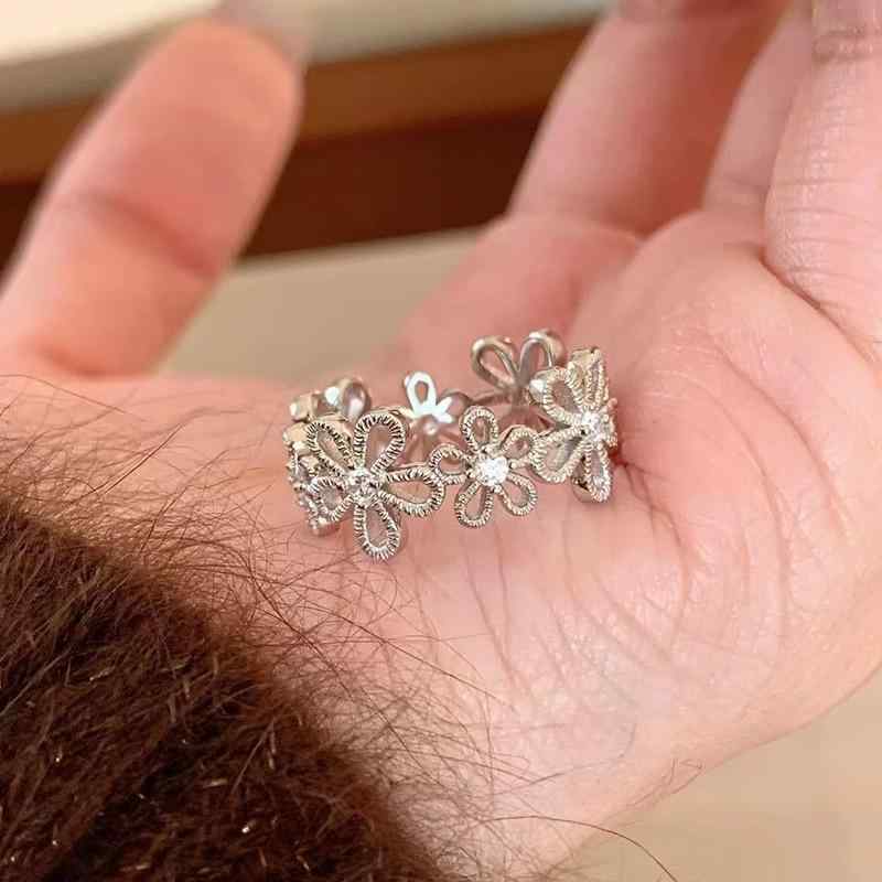 レディース 指輪 花モチーフ 透かし彫り ジルコニア レース かわいい ファッション...