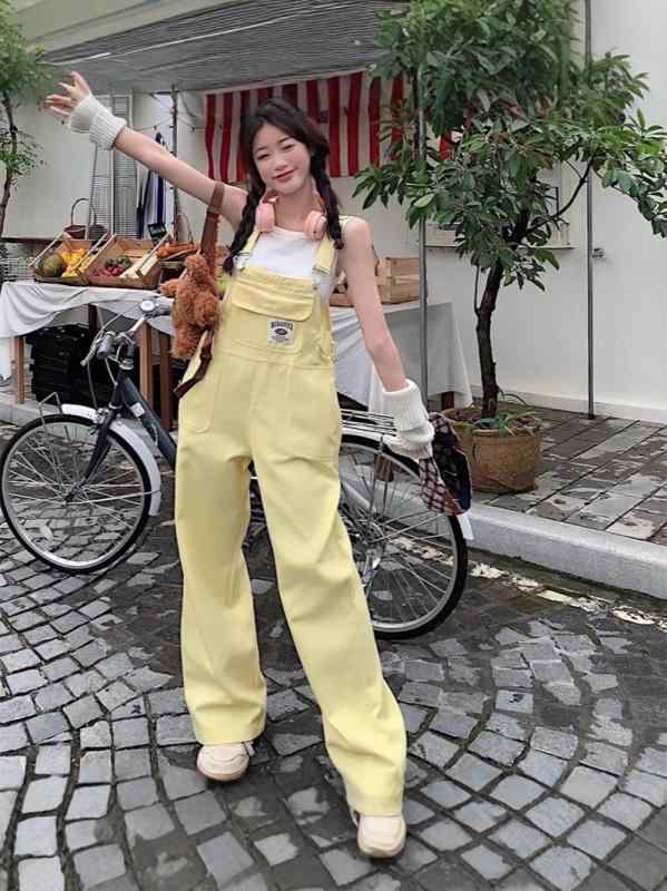 Rakuten - サスペンダー パンツ デニム 女性用 春夏 ハイウエスト ワイドレッグ ゆったり カジュアル ロングパンツ かわいい スタイリッシュ ビビッド カラー デニム素材 軽量 伸縮性 普段使い